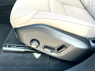 2026 Volvo XC90 Plus, B6 AWD Gas (mild hybrid), Gasoline, Bright, 7 Seats
