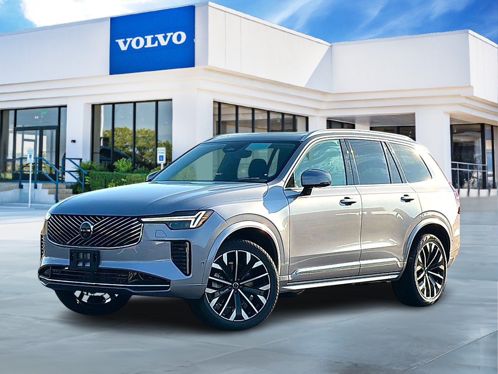 2026 Volvo XC90 Plus, B5 AWD Gas (mild hybrid), Gasoline, Bright, 6 Seats