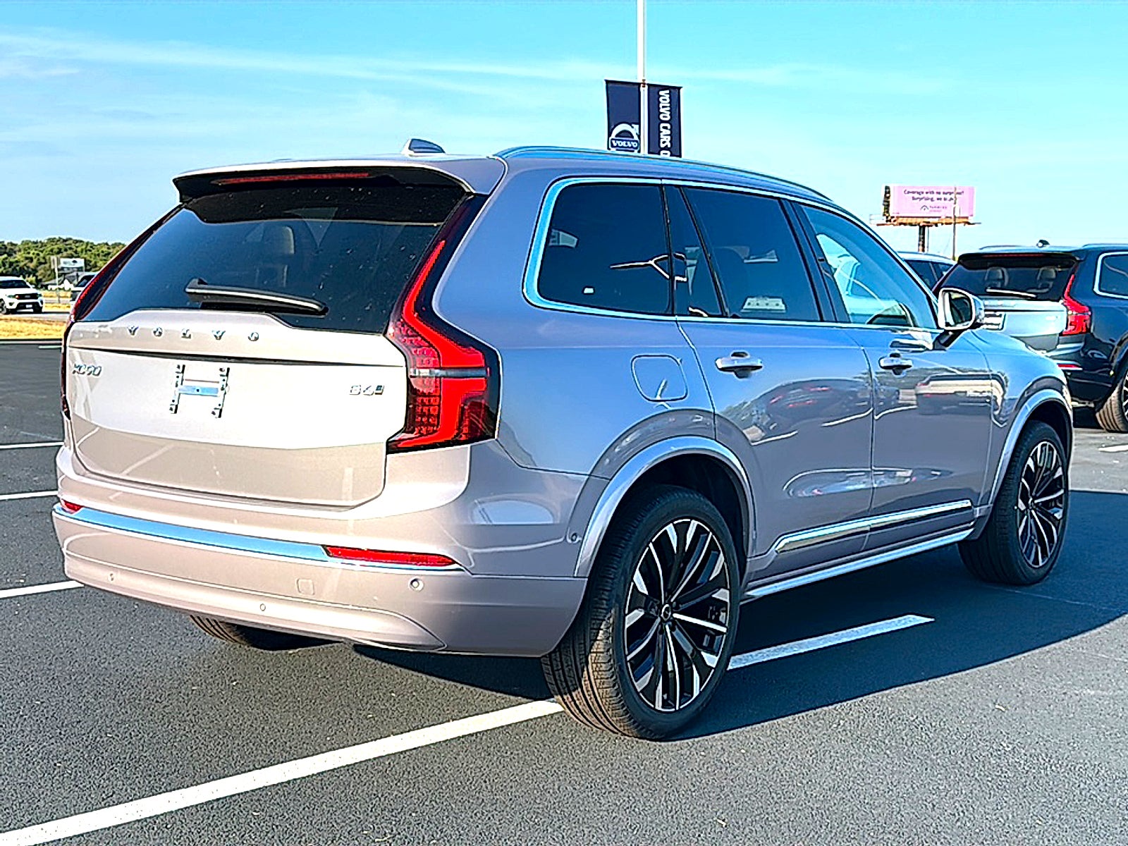 2026 Volvo XC90 Plus, B5 AWD Gas (mild hybrid), Gasoline, Bright, 6 Seats