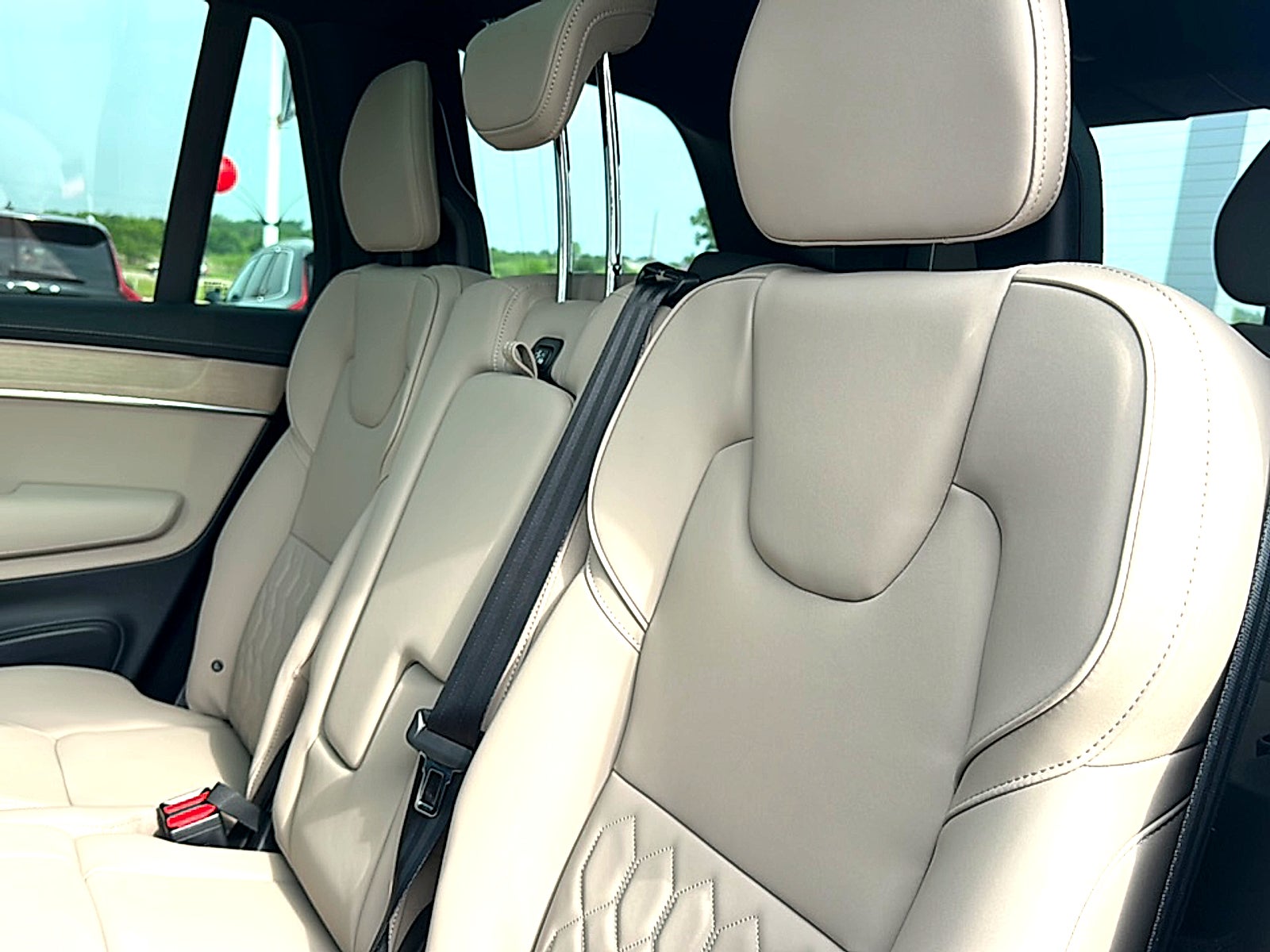 2026 Volvo XC90 Plus, B6 AWD Gas (mild hybrid), Gasoline, Bright, 7 Seats