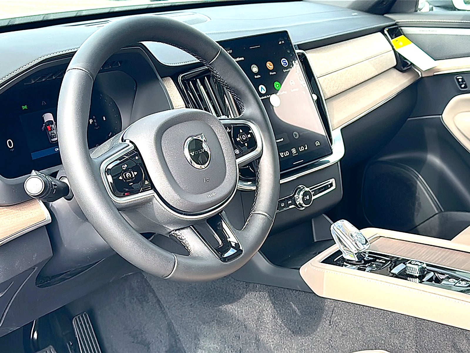2026 Volvo XC90 Plus, B6 AWD Gas (mild hybrid), Gasoline, Bright, 7 Seats