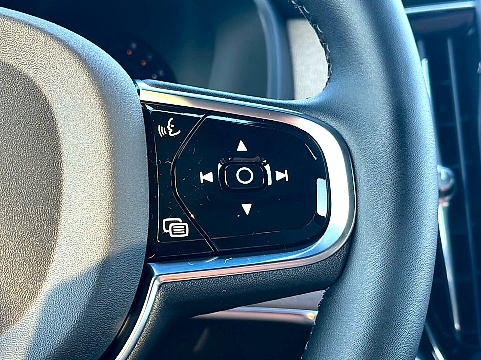 2027 Volvo XC90 Plus