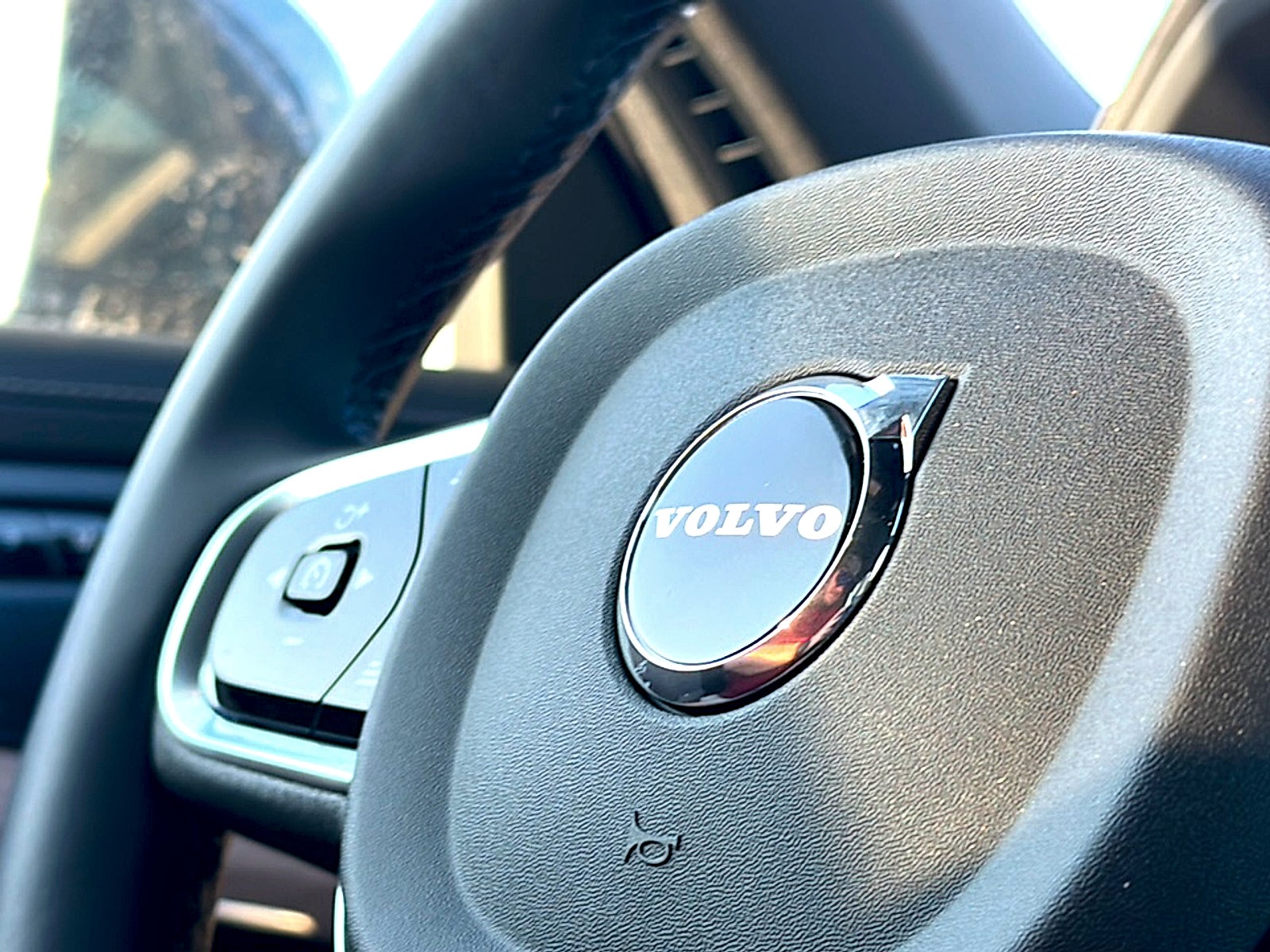 2027 Volvo XC90 Plus
