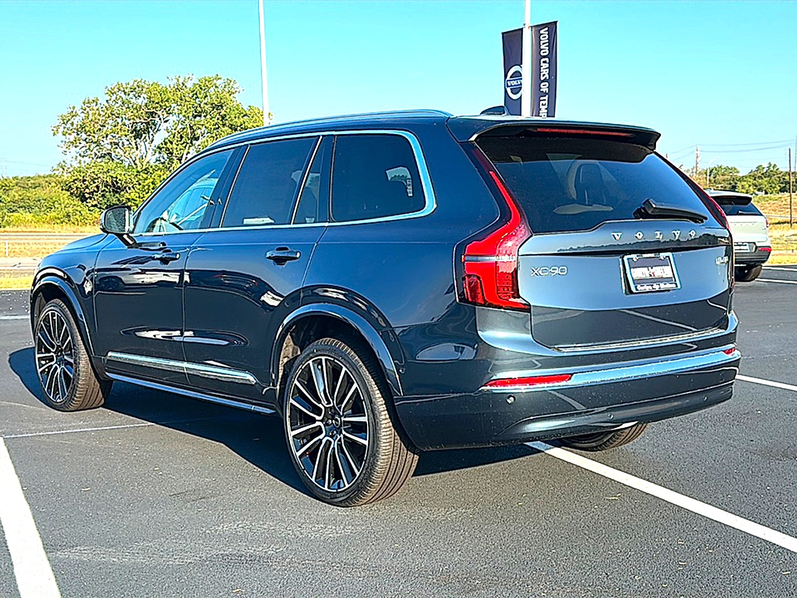 2027 Volvo XC90 Plus