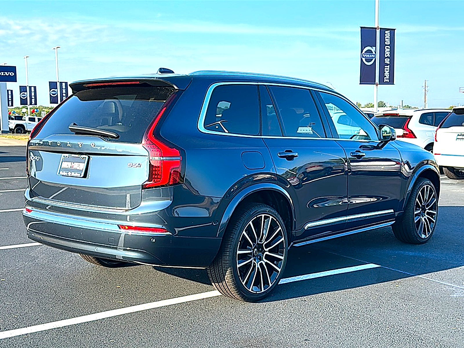 2027 Volvo XC90 Plus
