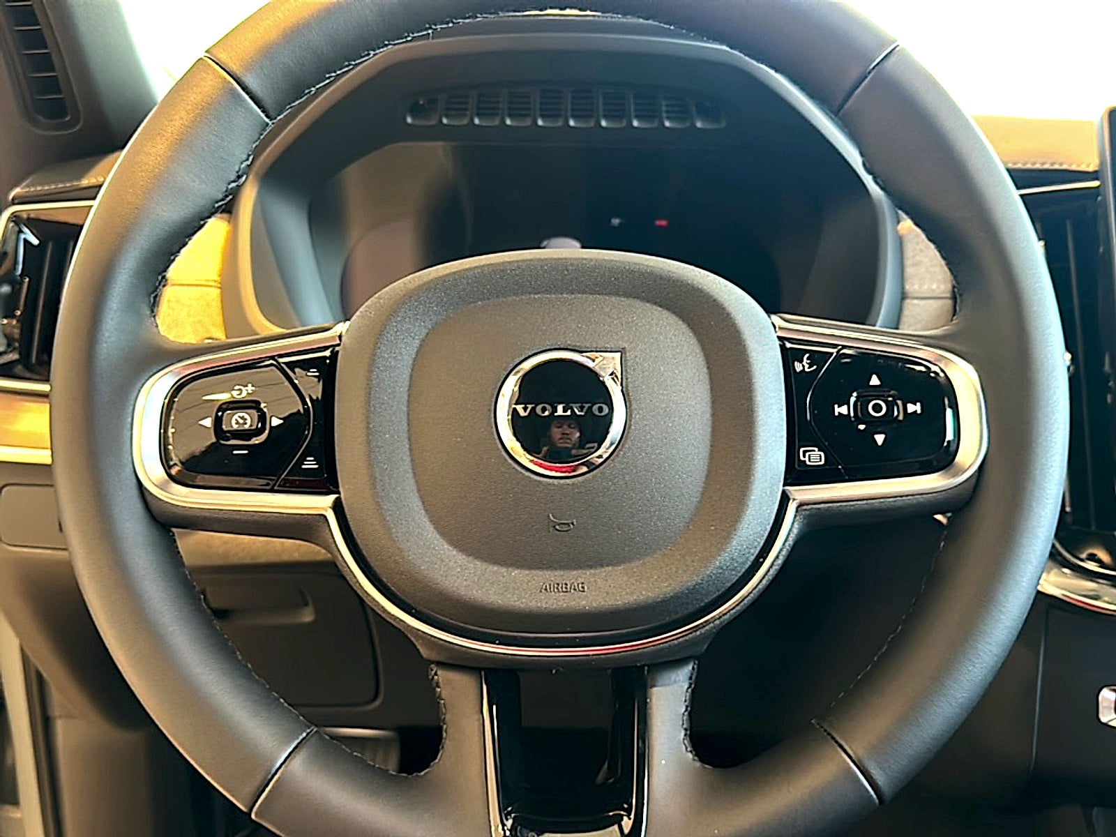 2027 Volvo XC90 Ultra