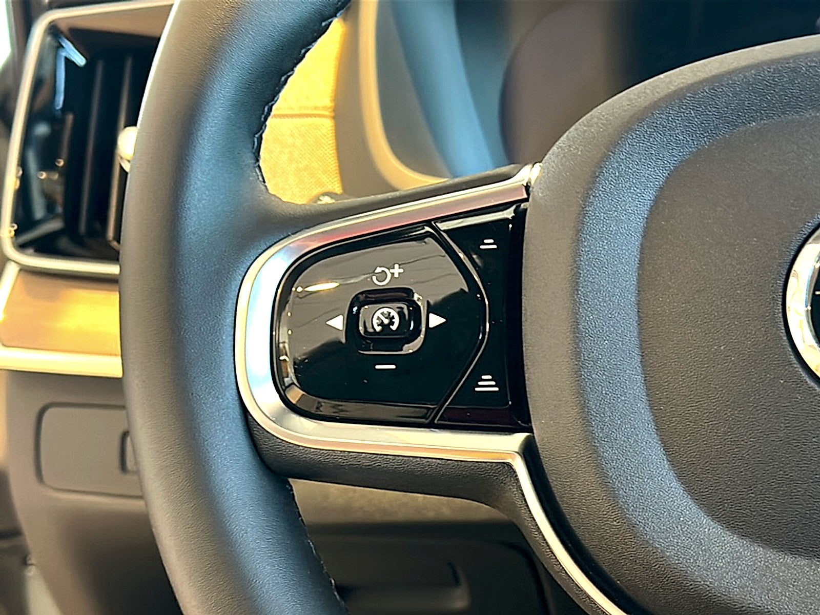 2027 Volvo XC90 Ultra