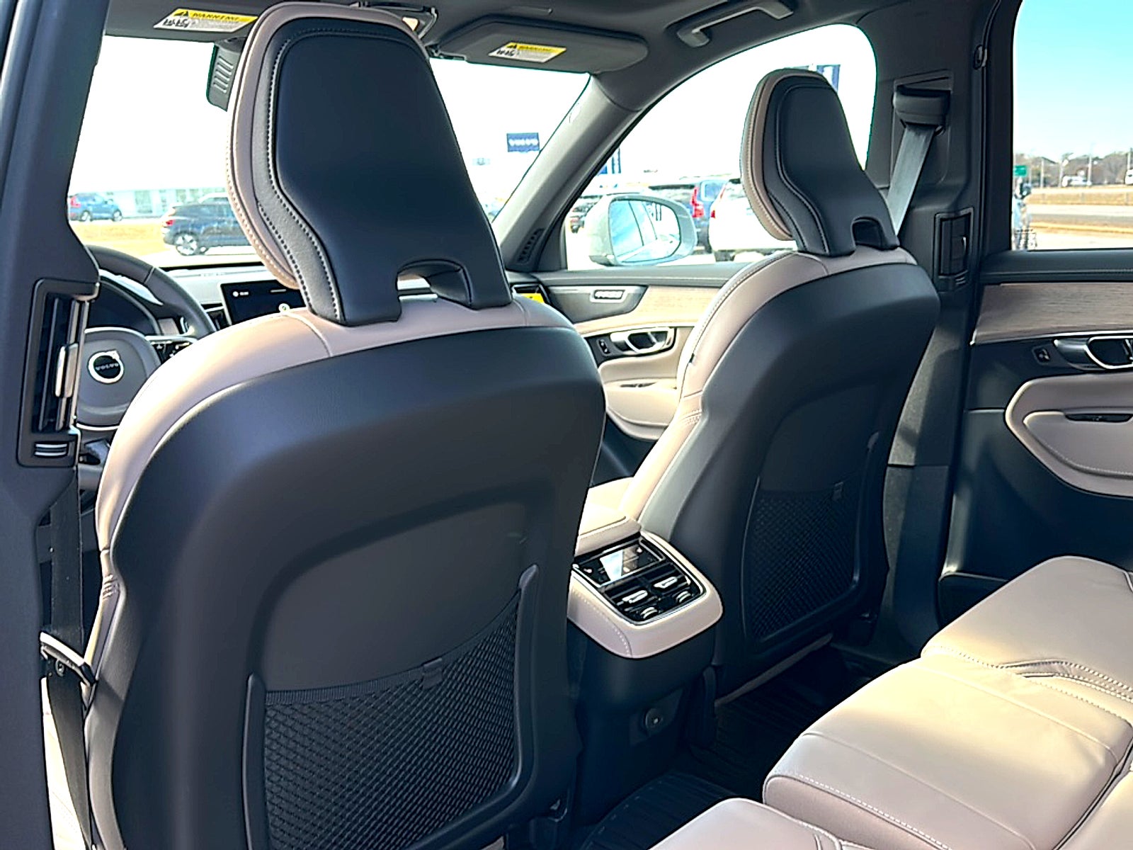 2026 Volvo XC90 Ultra, B6 AWD Gas (mild hybrid), Gasoline, Bright, 7 Seats