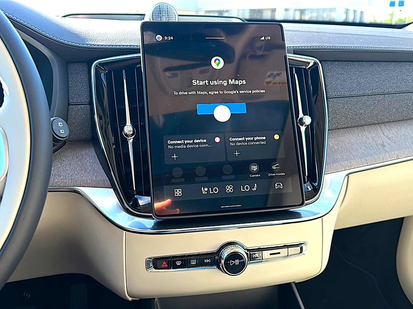 2026 Volvo XC90 Ultra, B6 AWD Gas (mild hybrid), Gasoline, Bright, 7 Seats