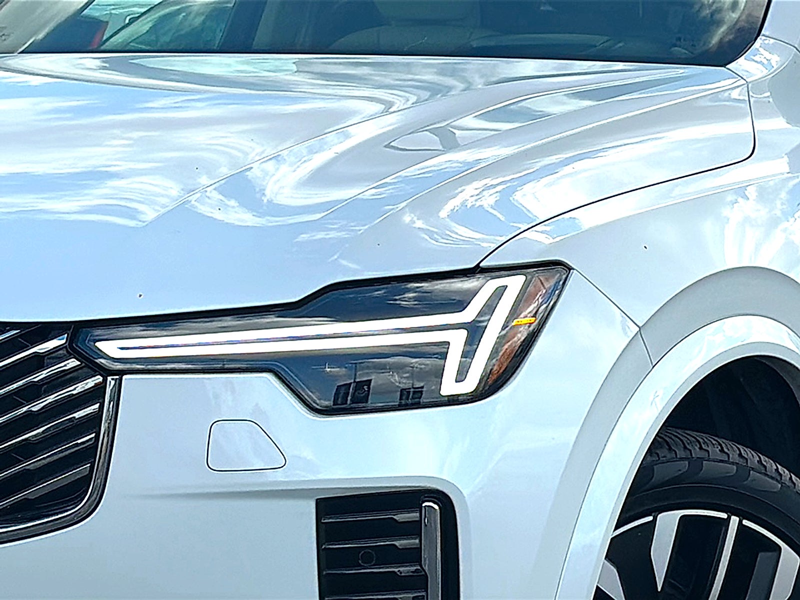 2026 Volvo XC90 Ultra, B6 AWD Gas (mild hybrid), Gasoline, Bright, 7 Seats