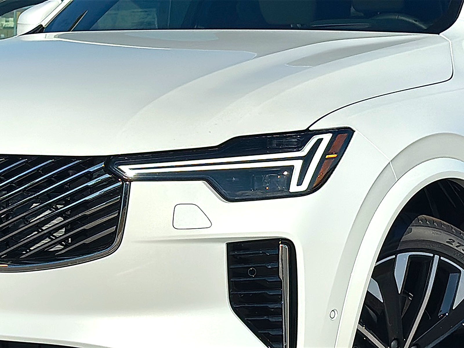 2026 Volvo XC90 Ultra, B6 AWD Gas (mild hybrid), Gasoline, Bright, 7 Seats