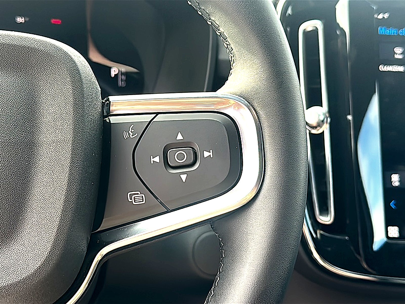 2023 Volvo XC40 Recharge Pure Electric Twin Ultimate