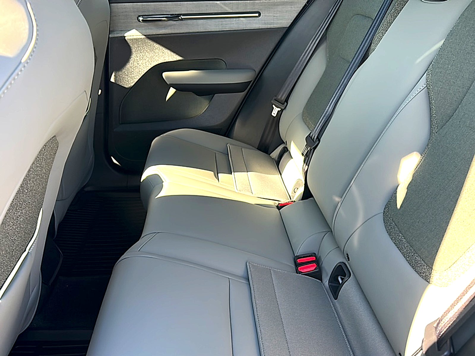 2026 Volvo EX30 Cross Country Ultra, Twin Motor Performance, Fully electric