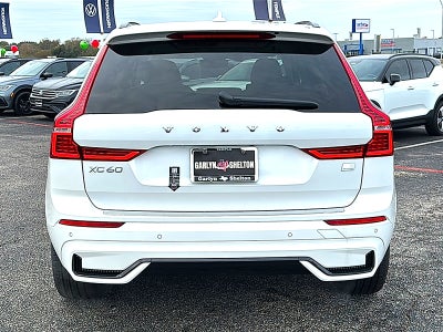 2024 Volvo XC60 Recharge Plug-In Hybrid T8 Plus Dark Theme