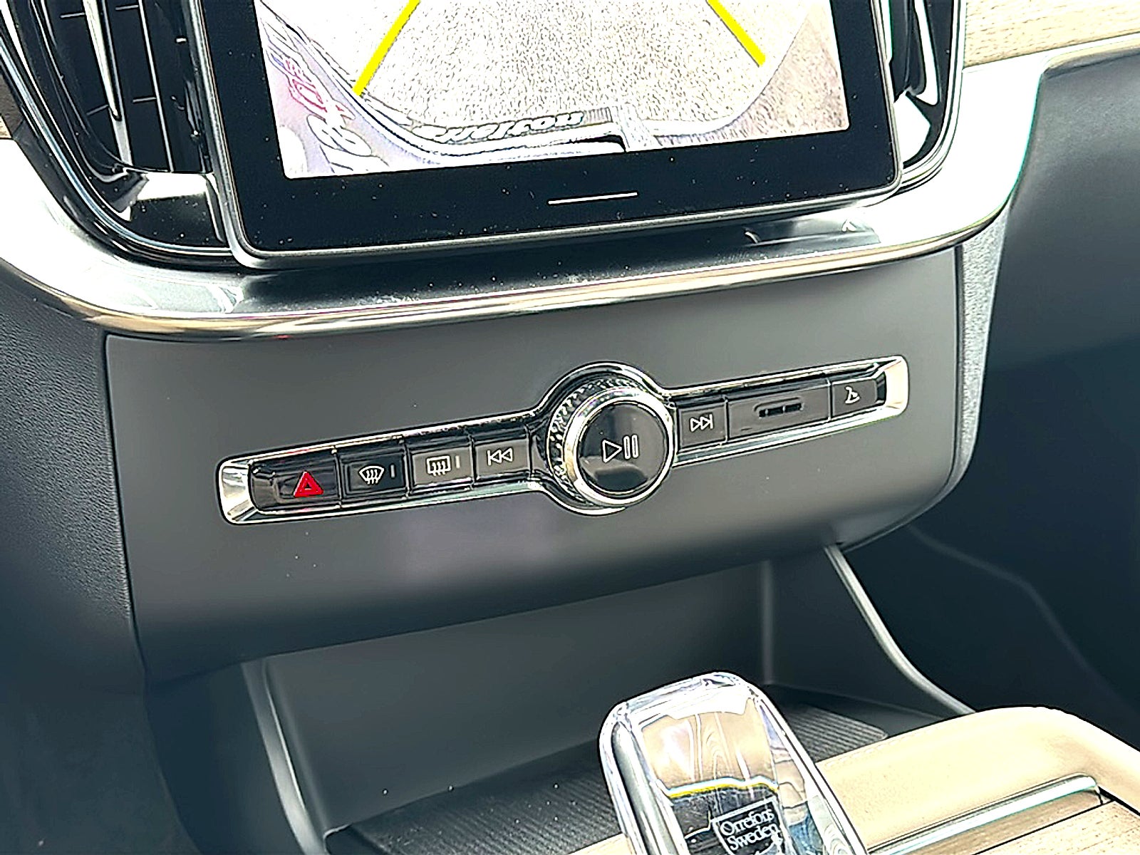 2025 Volvo XC90 Plug-In Hybrid T8 Ultra 6-Seater