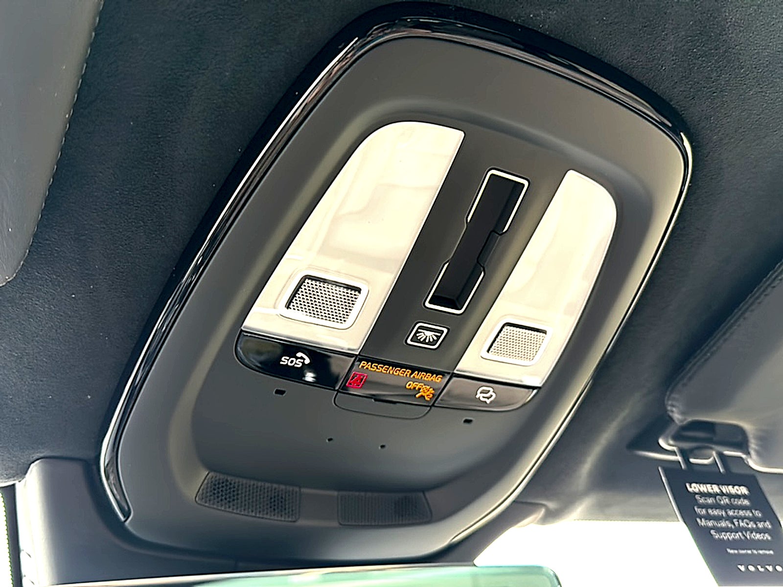 2025 Volvo XC90 Plug-In Hybrid T8 Ultra 6-Seater