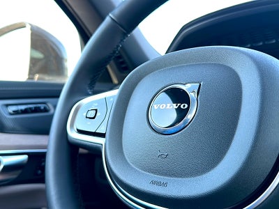 2025 Volvo XC90 Plug-In Hybrid T8 Plus 7-Seater