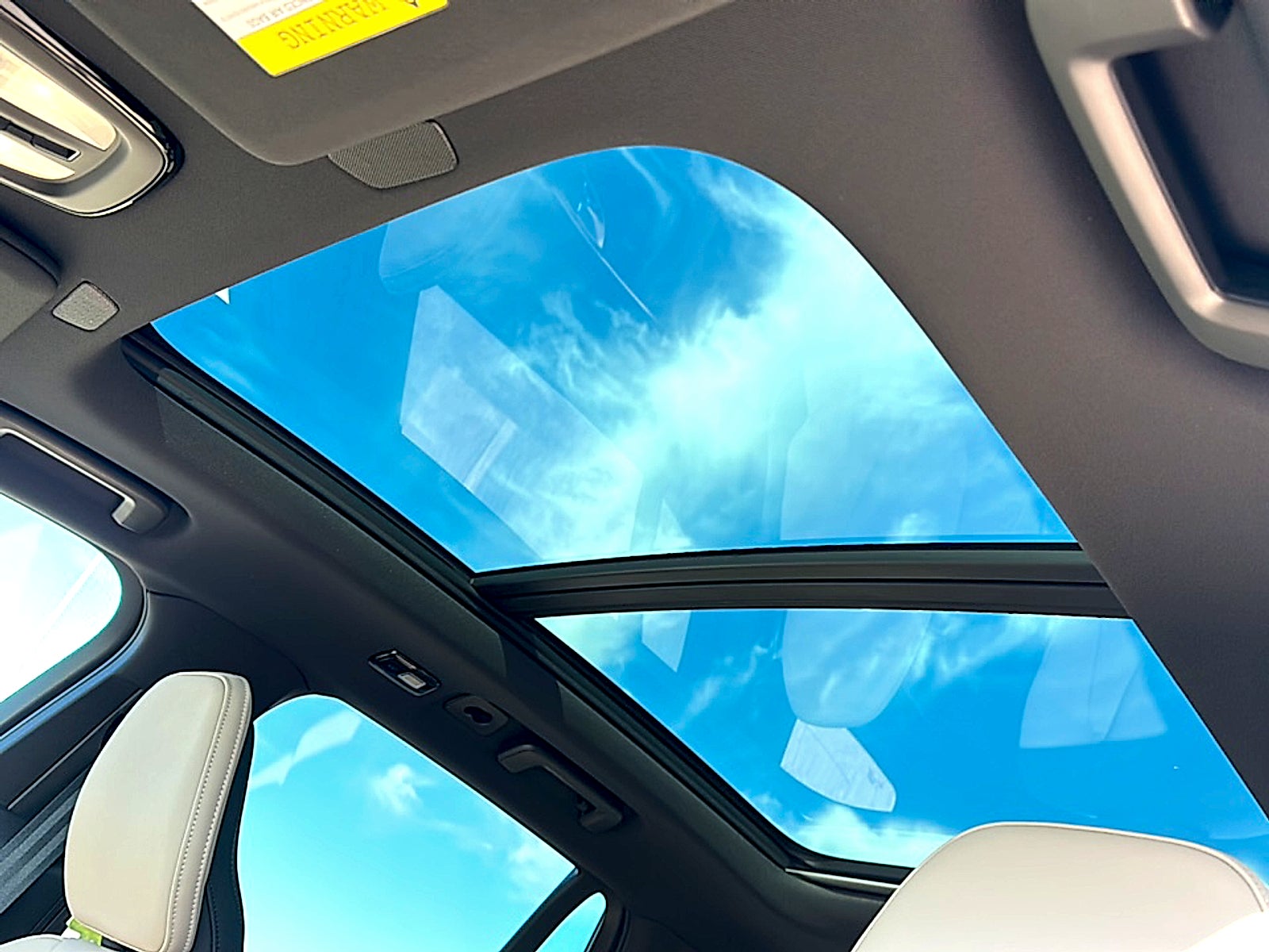 2026 Volvo XC90 Plug-In Hybrid Plus, T8 AWD, Electric/Gasoline, Bright, 7 Seats