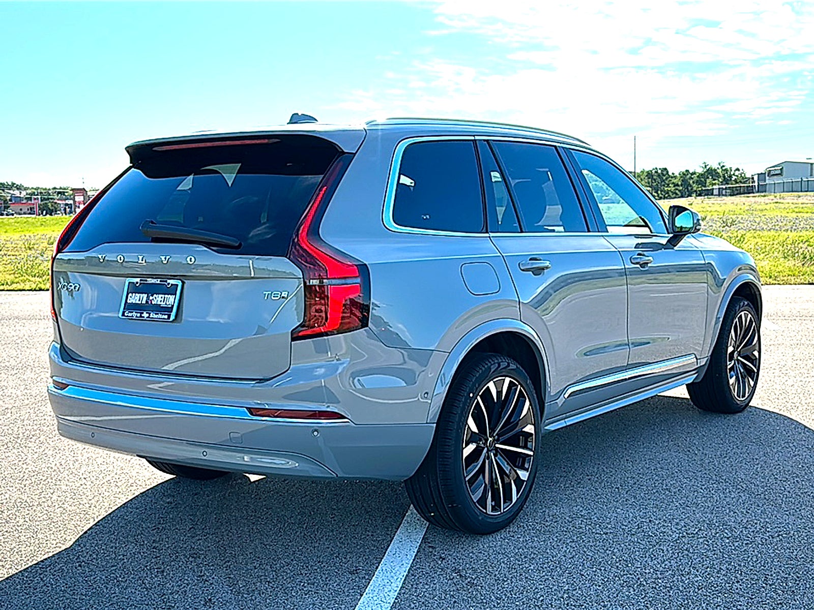 2026 Volvo XC90 Plug-In Hybrid Plus, T8 AWD, Electric/Gasoline, Bright, 7 Seats
