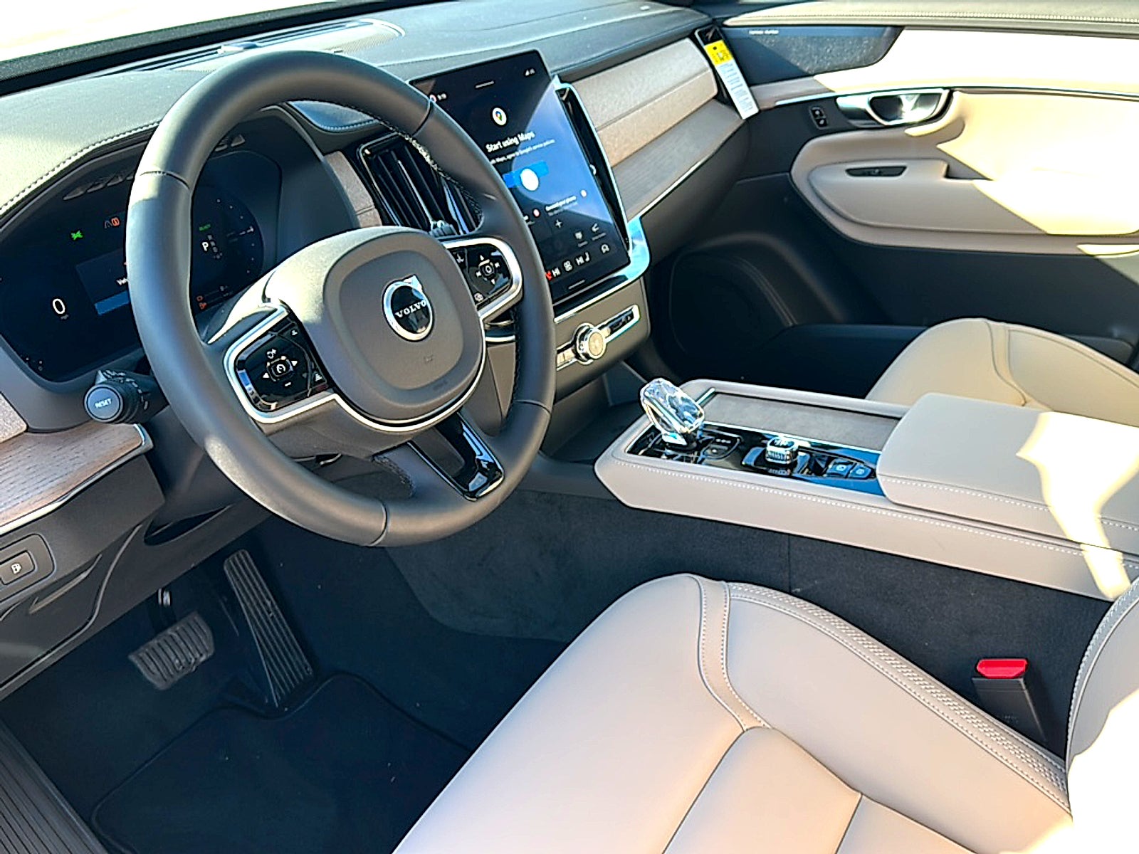 2026 Volvo XC90 Plug-In Hybrid Plus, T8 AWD, Electric/Gasoline, Bright, 7 Seats