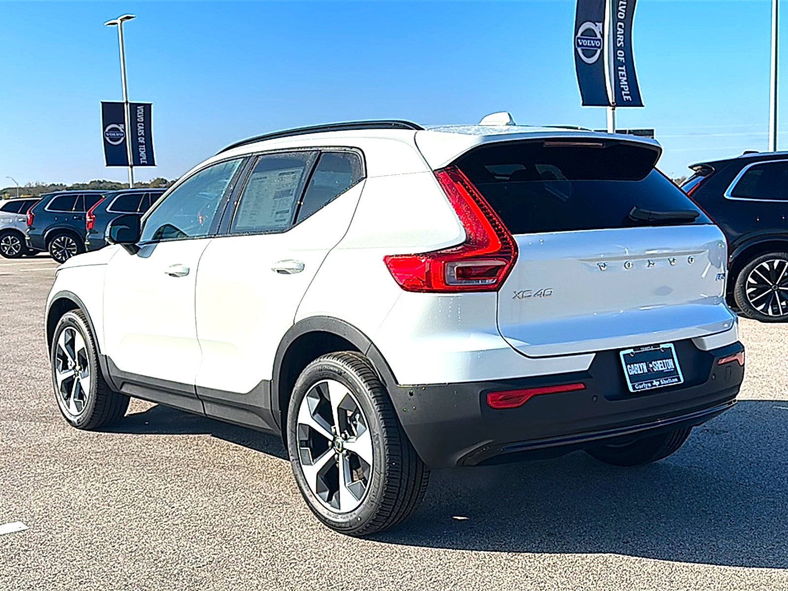 2026 Volvo XC40 B5 Plus