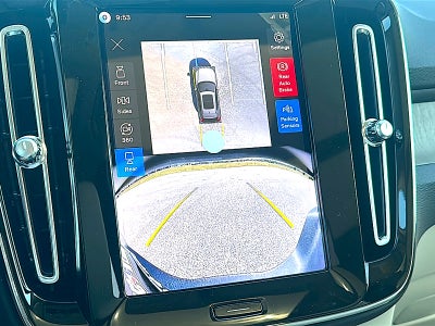 2026 Volvo XC40 Plus, B5 AWD Gas (mild hybrid), Dark