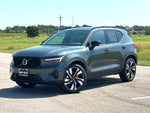 2026 Volvo XC40 Plus, B5 AWD Gas (mild hybrid), Dark