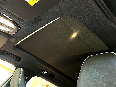 2026 Volvo XC40 Black Edition Ultra, B5 AWD Gas (mild hybrid)