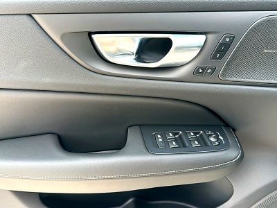 2026 Volvo V60 Cross Country Ultra, B5 AWD Gas (mild hybrid)