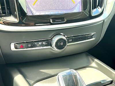 2026 Volvo V60 Cross Country Ultra, B5 AWD Gas (mild hybrid)