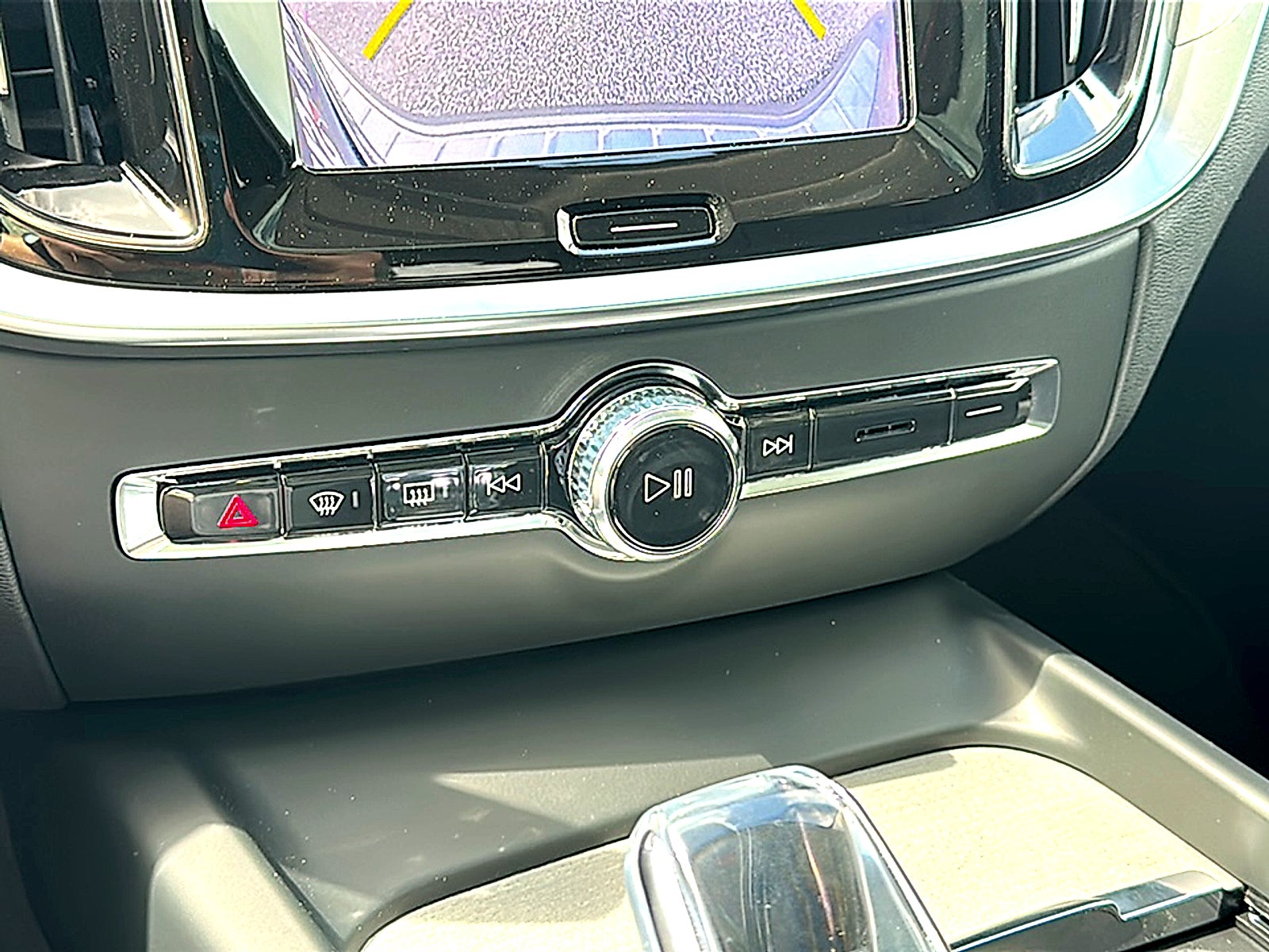 2026 Volvo V60 Cross Country Ultra, B5 AWD Gas (mild hybrid)