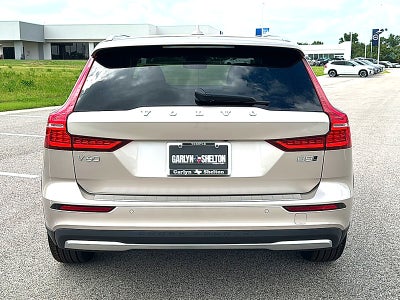 2026 Volvo V60 Cross Country Ultra, B5 AWD Gas (mild hybrid)