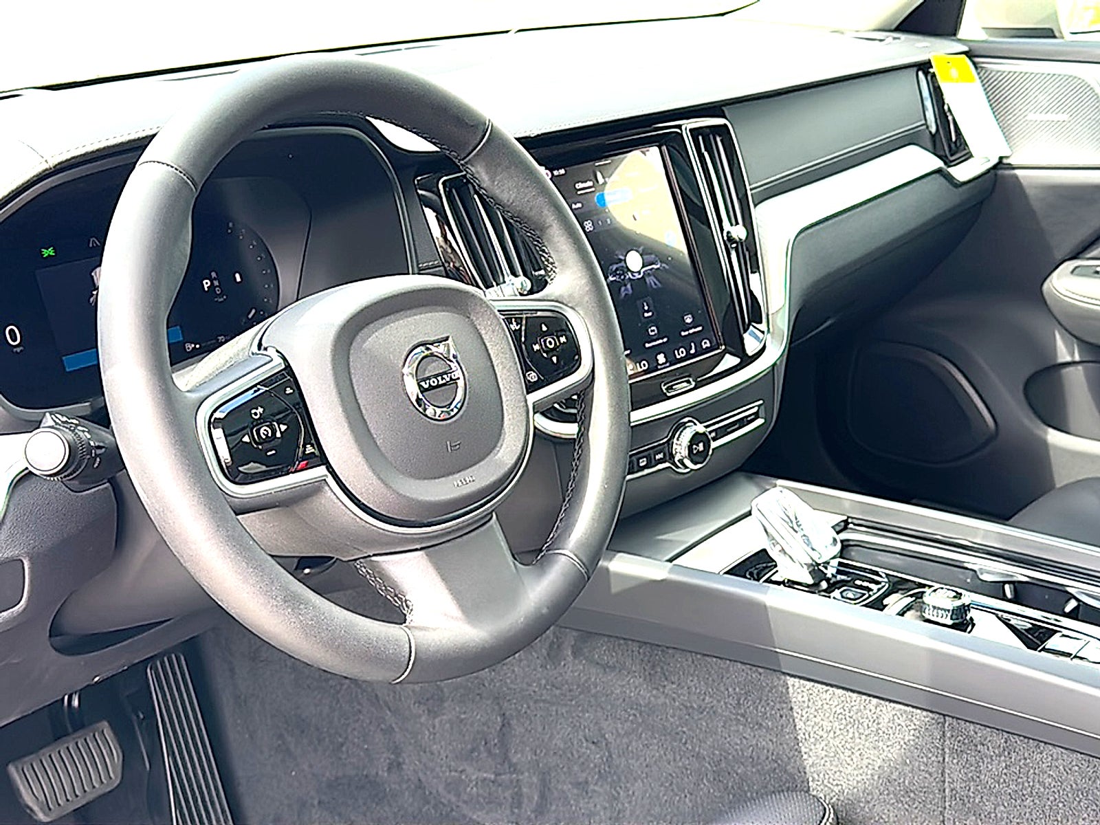 2026 Volvo V60 Cross Country Ultra, B5 AWD Gas (mild hybrid)