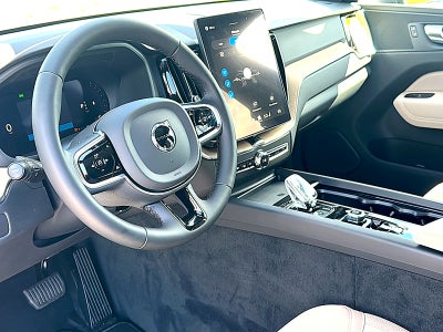 2026 Volvo XC60 B5 Core
