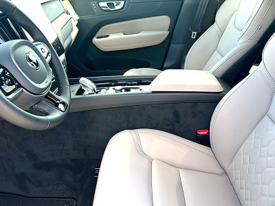 2026 Volvo XC60 B5 Core