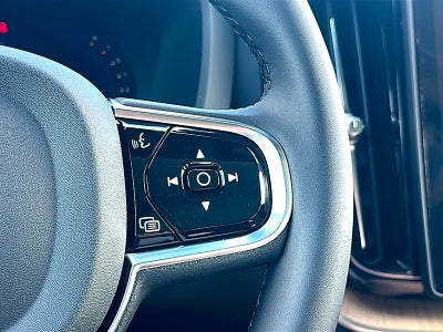2026 Volvo XC60 B5 Core
