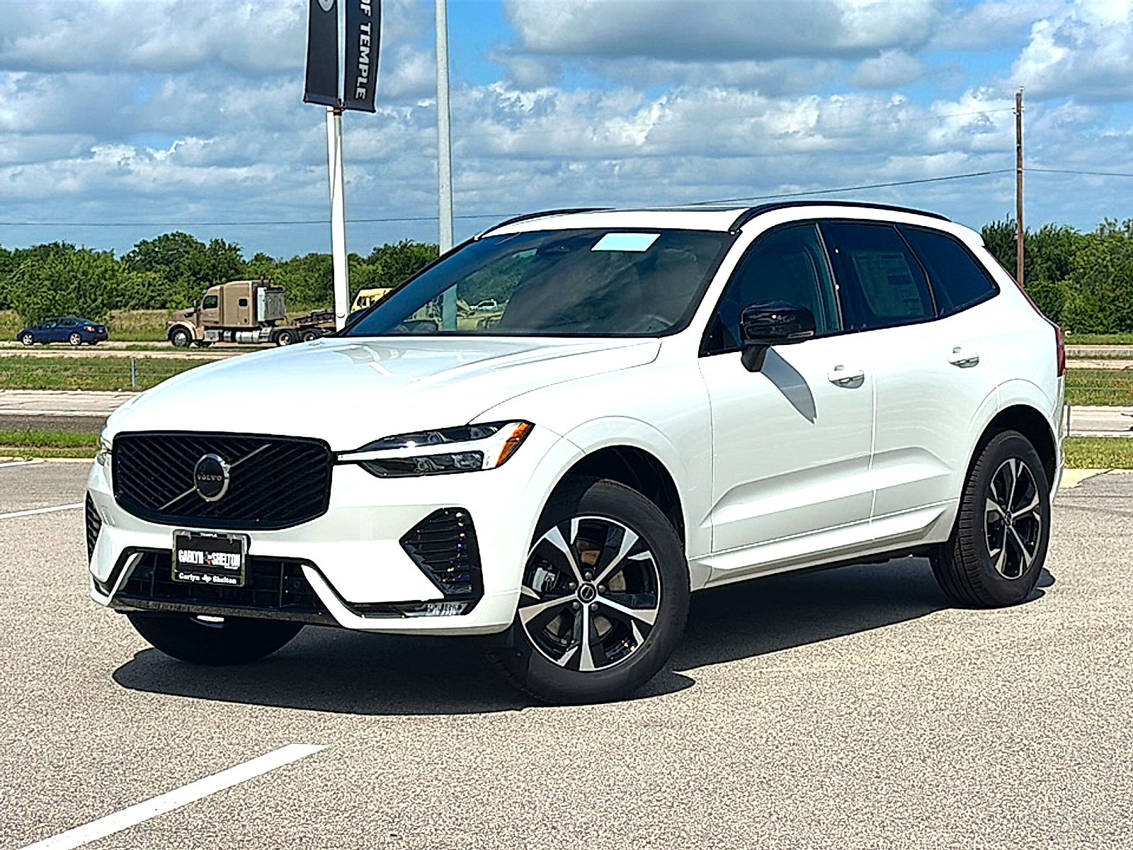2026 Volvo XC60 B5 Core