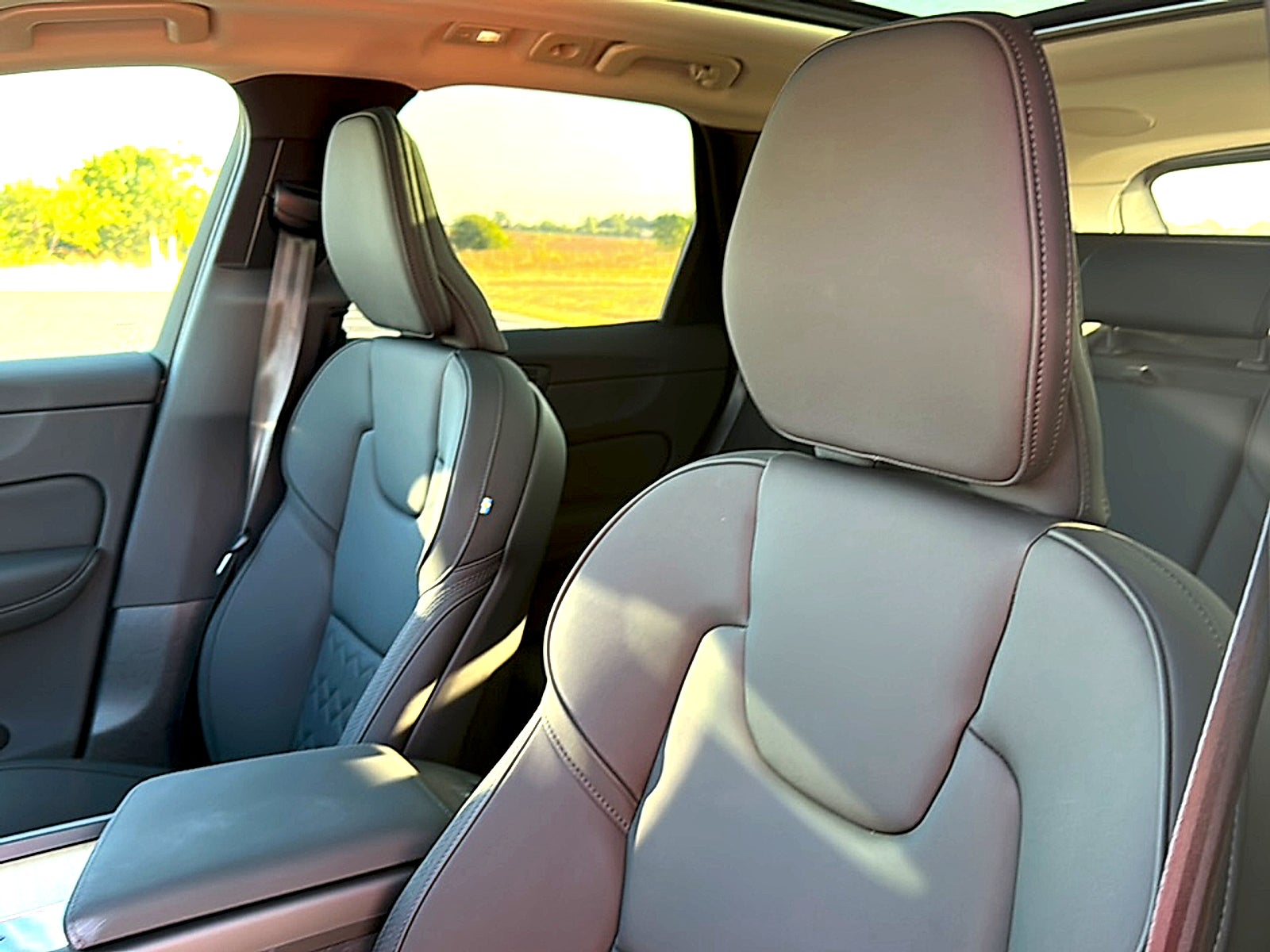 2027 Volvo XC60 Plus