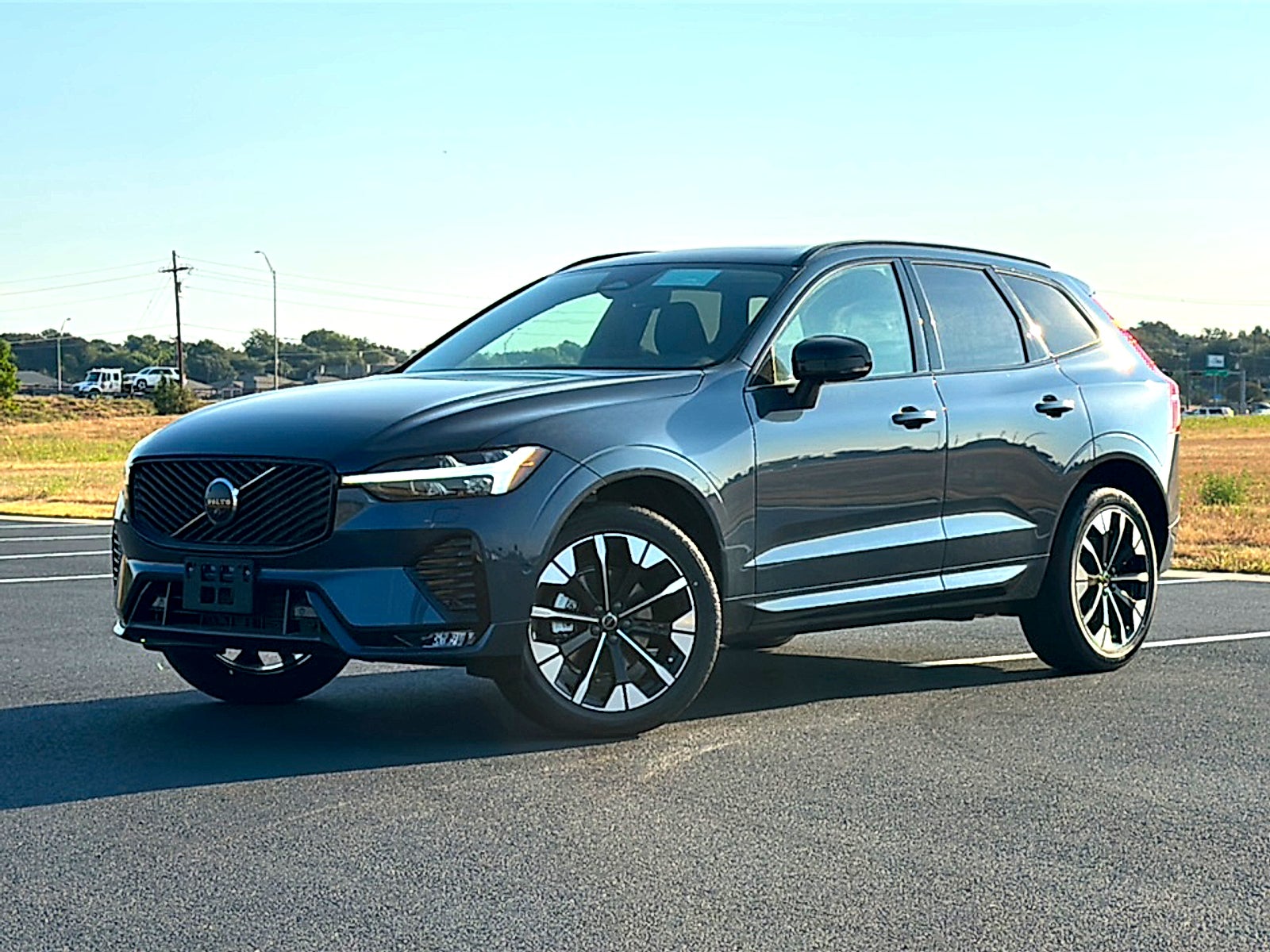2027 Volvo XC60 Plus