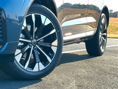 2027 Volvo XC60 Plus