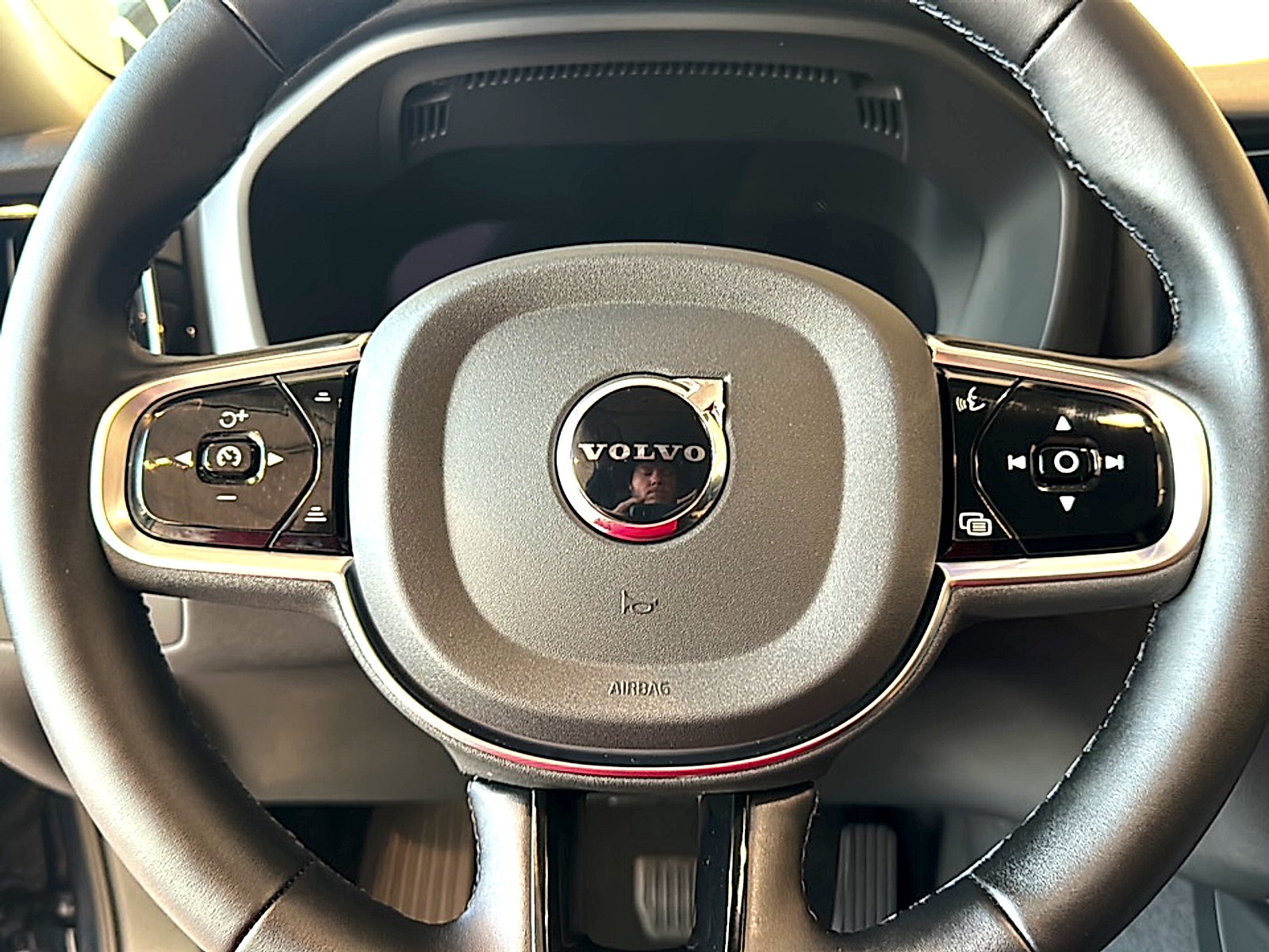 2027 Volvo XC60 Plus