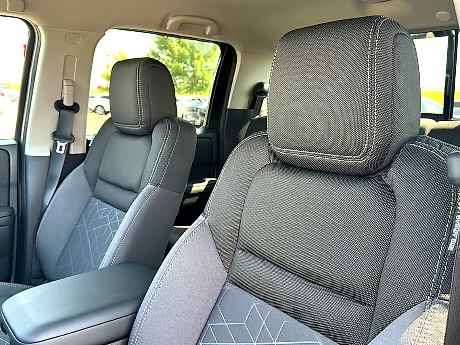 2027 Nissan Frontier Crew Cab SV