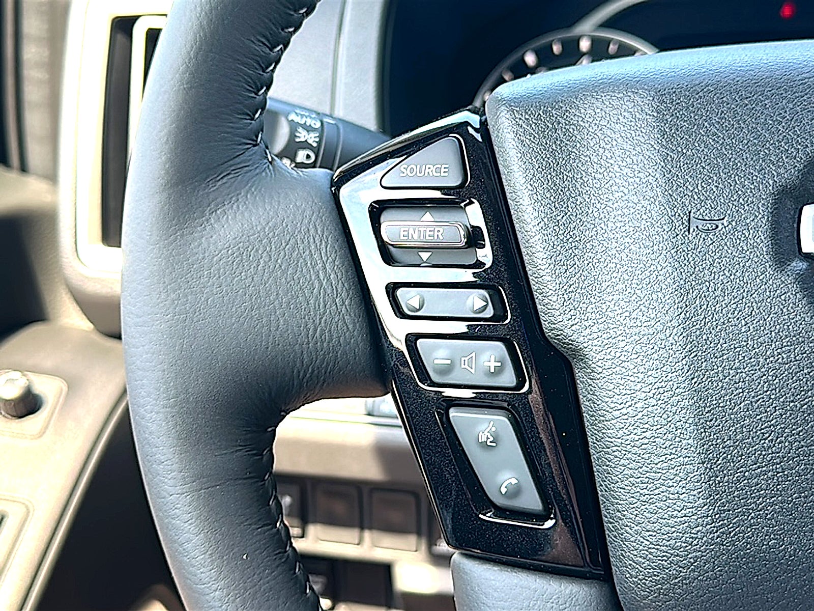 2027 Nissan Frontier Crew Cab SV