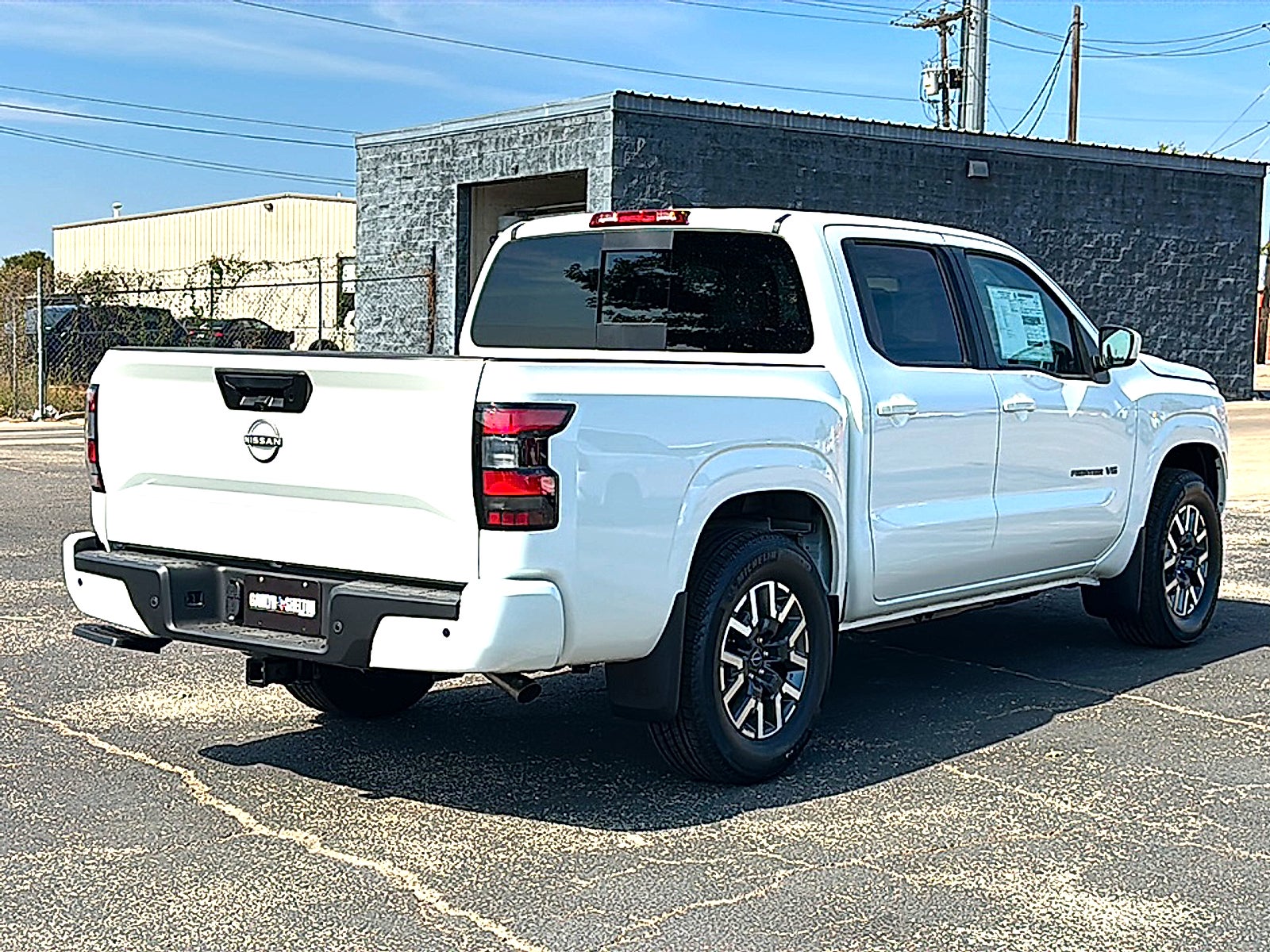 2027 Nissan Frontier Crew Cab SV