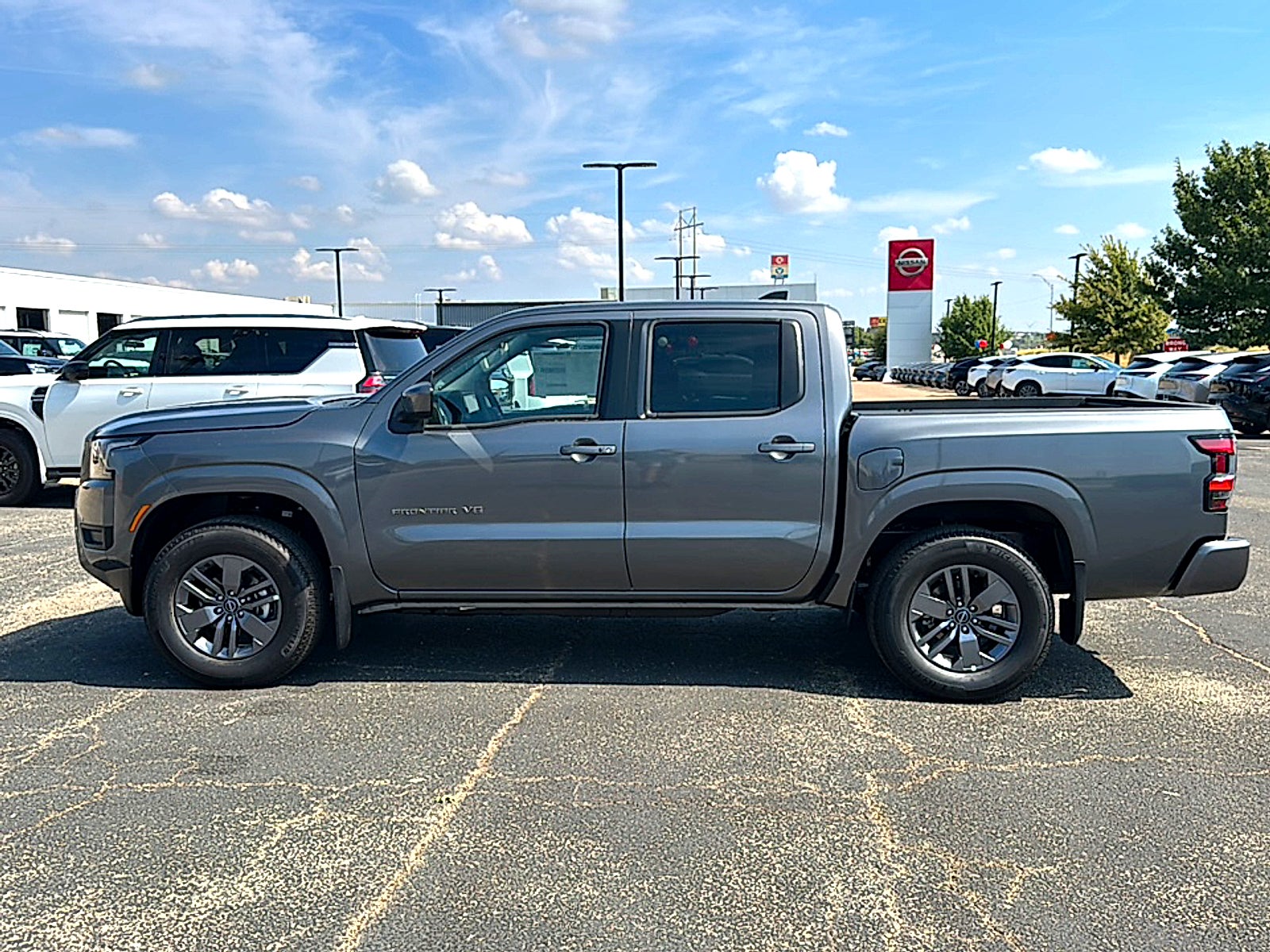 2027 Nissan Frontier Crew Cab SV