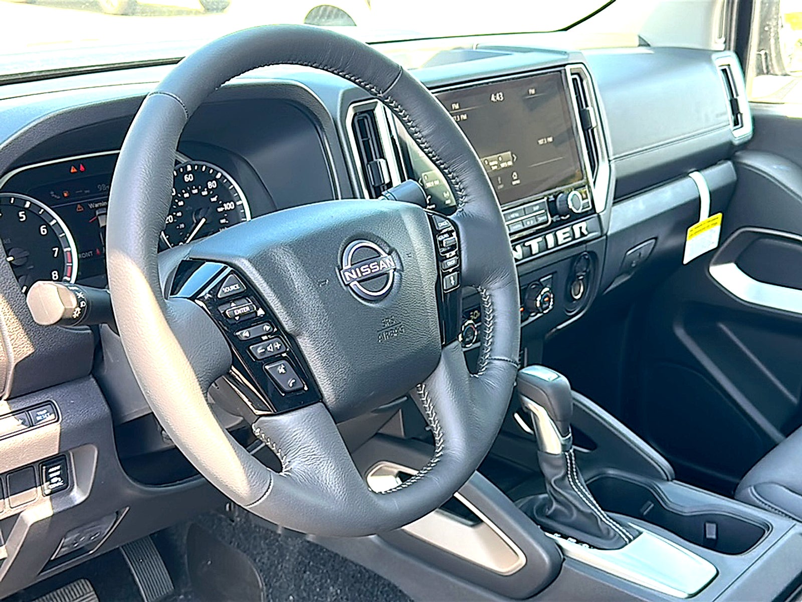 2027 Nissan Frontier Crew Cab SV