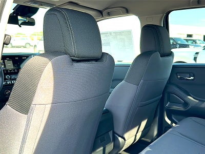2027 Nissan Frontier Crew Cab SV