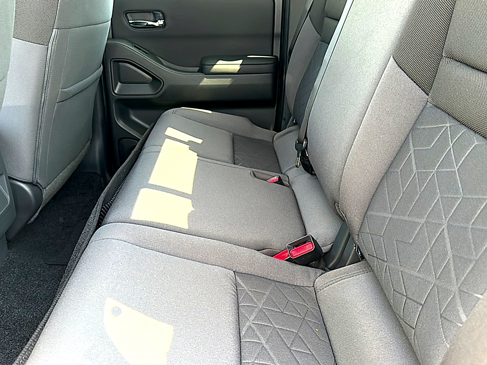 2027 Nissan Frontier Crew Cab SV
