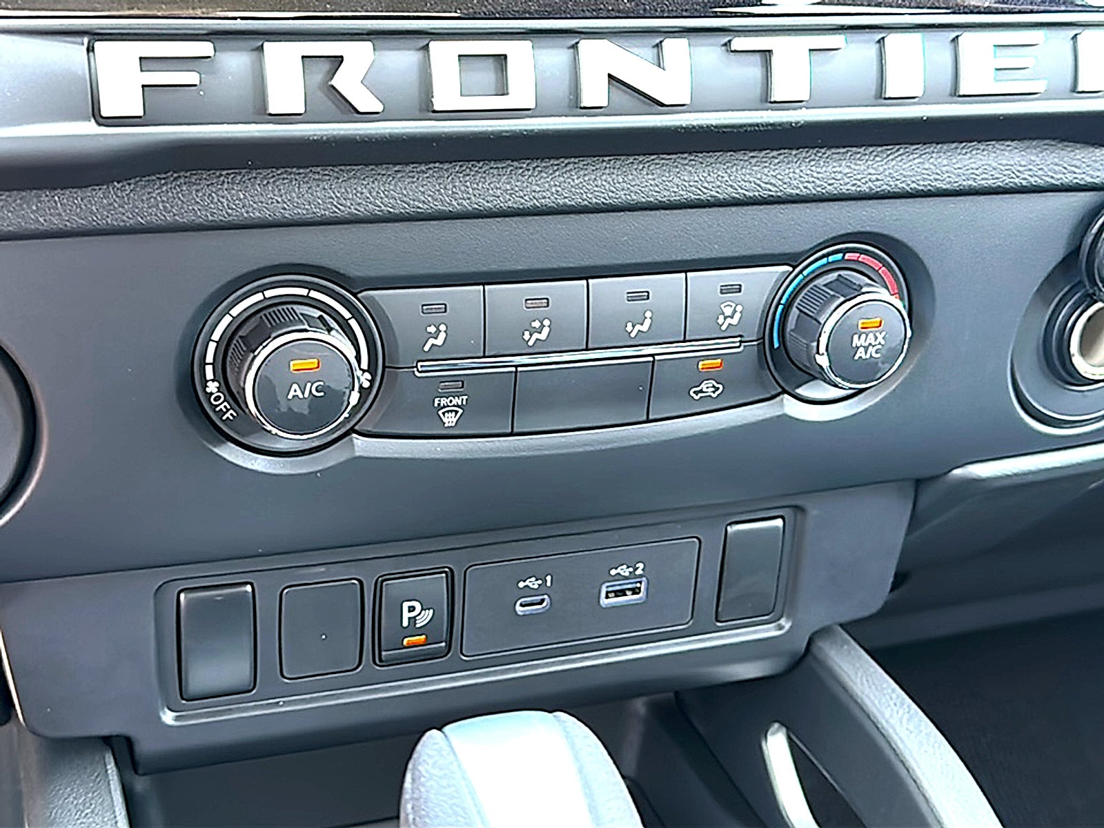 2027 Nissan Frontier Crew Cab SV