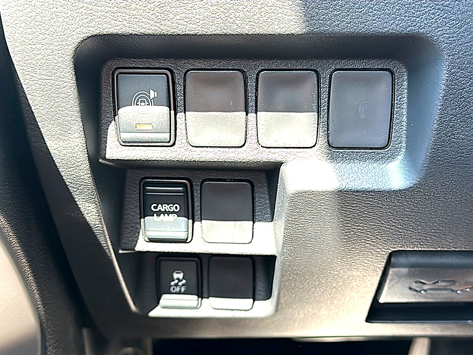 2027 Nissan Frontier Crew Cab SV